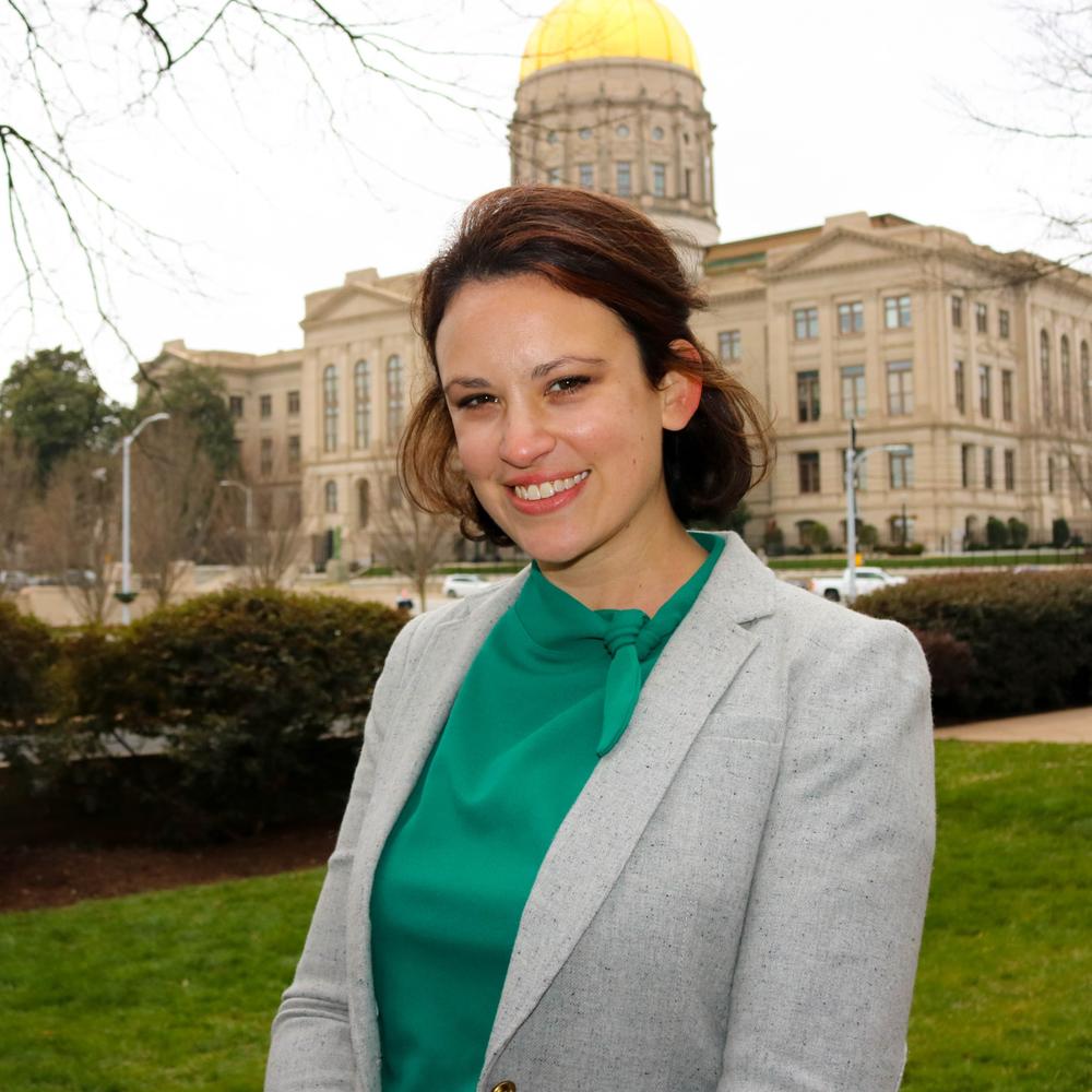Erin Wright Headshot